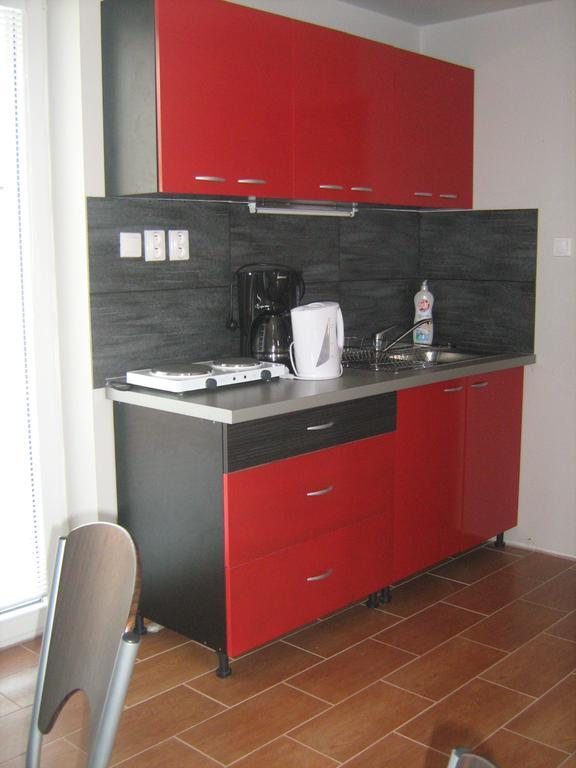 Viktoria&Krisztian Apartments Veľký Meder Buitenkant foto